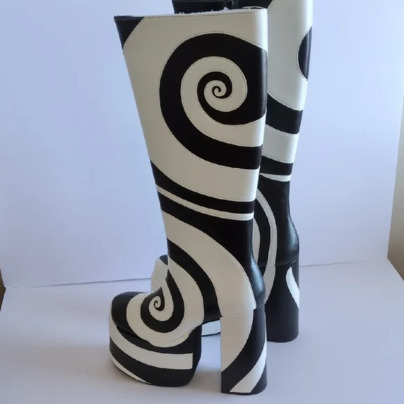 Current Mood Swirl Applique Platform Boots - Picture 5 of 11